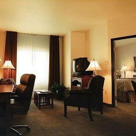 Homewood Suites By Hilton Montgomery Eastchase Rom bilde
